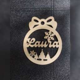 Laura - decorațiune din placaj personalizată ( PID-5J7DCYVMK1S ) [photo_00]