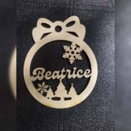 Beatrice - decorațiune din placaj personalizată ( PID-5J7DCYVLO1G ) [photo_00]